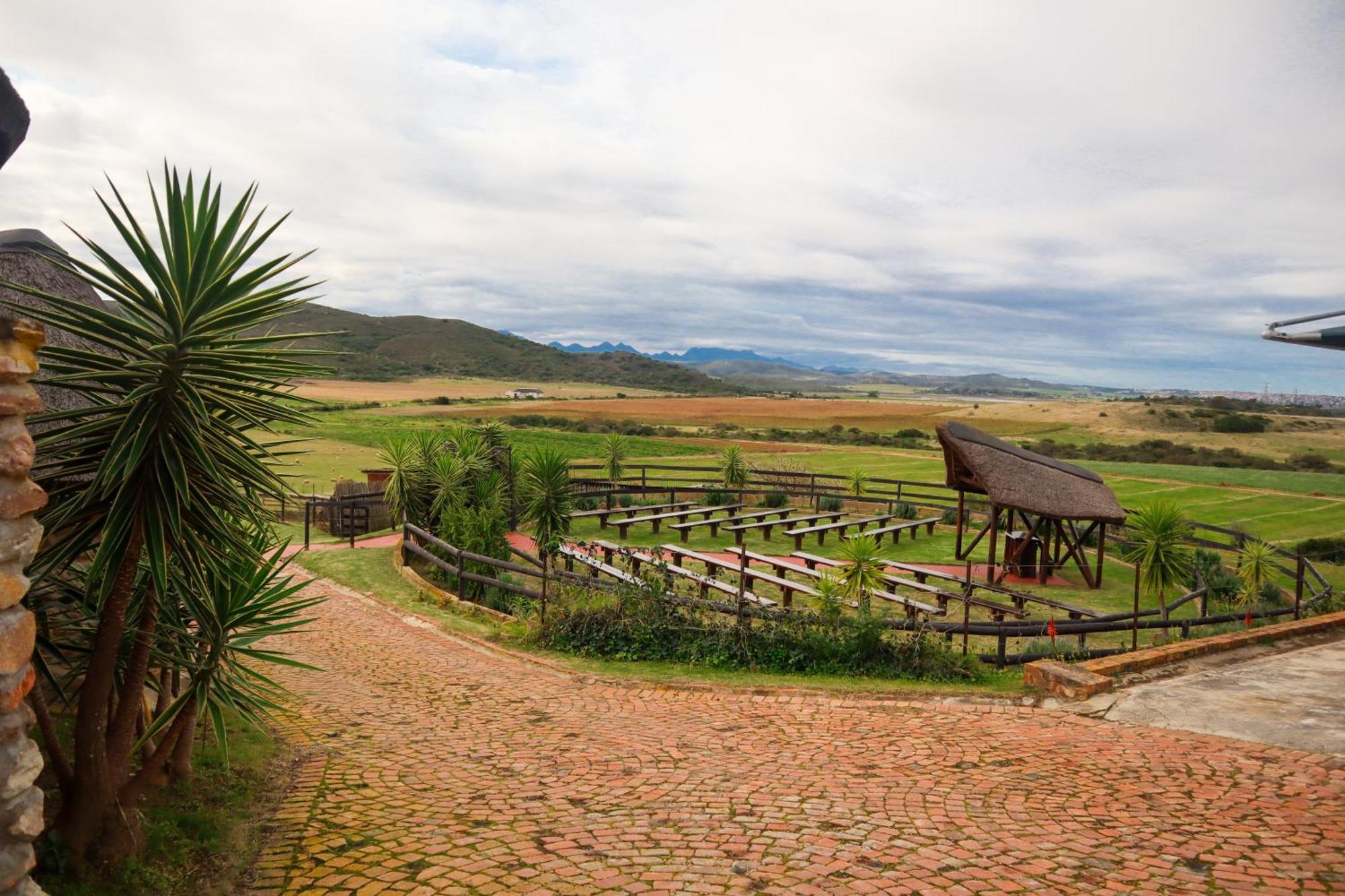 Outeniquabosch Lodge Hartenbos Exterior photo